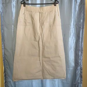 Under belly maternity khaki skirt